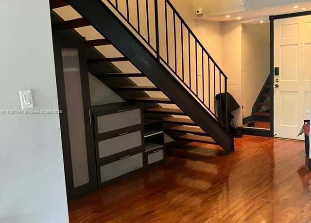Property at 9351 Fontainebleau Blvd Unit B206, Miami, FL 33172, 1 bed, 1.5 baths