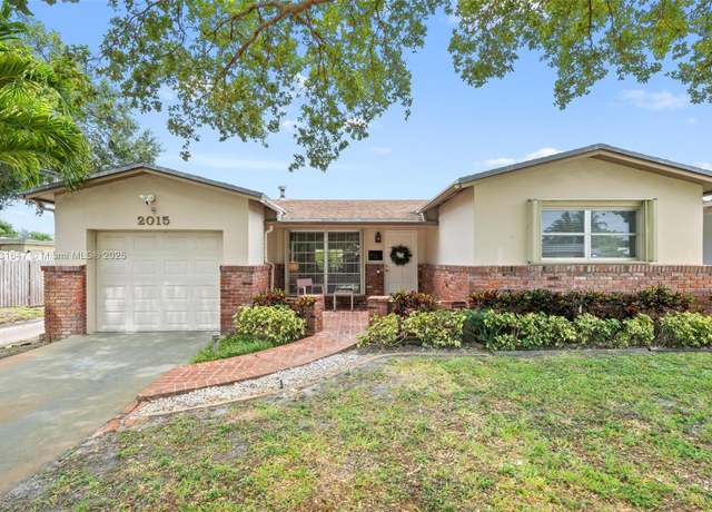 Property at 2015 N 37th Ave, Hollywood, FL 33021, 3 beds, 2 baths