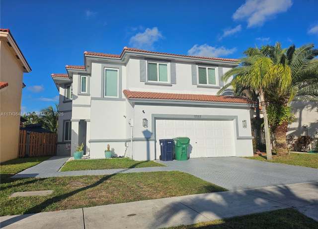 Property at 15585 SW 112th Way, Miami, FL 33196, 3 beds, 2.5 baths