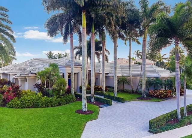 Property at 10392 Harrier St, Plantation, FL 33324, 5 beds, 5.5 baths