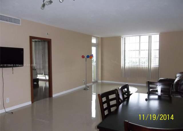 Property at 3001 S Ocean Dr #527, Hollywood, FL 33019, 2 beds, 2 baths