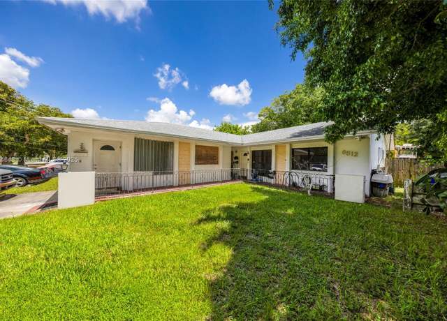 Property at 6510 Moseley St, Hollywood, FL 33024, 10 beds, 6 baths