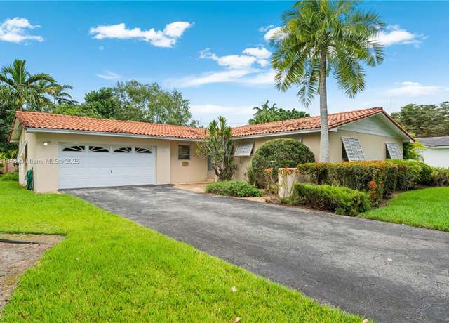 Property at 9640 SW 72nd Ct, Pinecrest, FL 33156, 3 beds, 3 baths