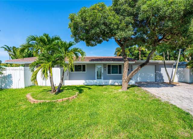 Property at 1730 NE 9th Ave, Fort Lauderdale, FL 33305, 3 beds, 2 baths
