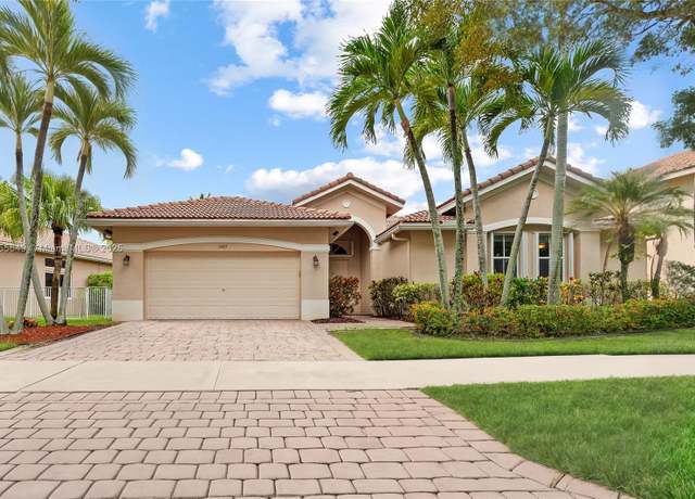 Property at 1487 Blue Jay Cir, Weston, FL 33327, 4 beds, 2.5 baths