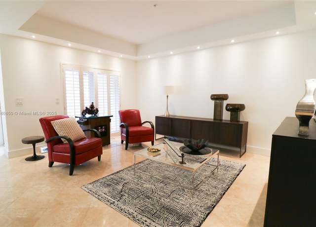 Property at 1415 Sunset Harbour Dr #203, Miami Beach, FL 33139, 3 beds, 3 baths