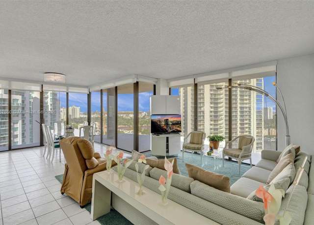 Property at 19355 Turnberry Way Unit 19D, Aventura, FL 33180, 2 beds, 2 baths