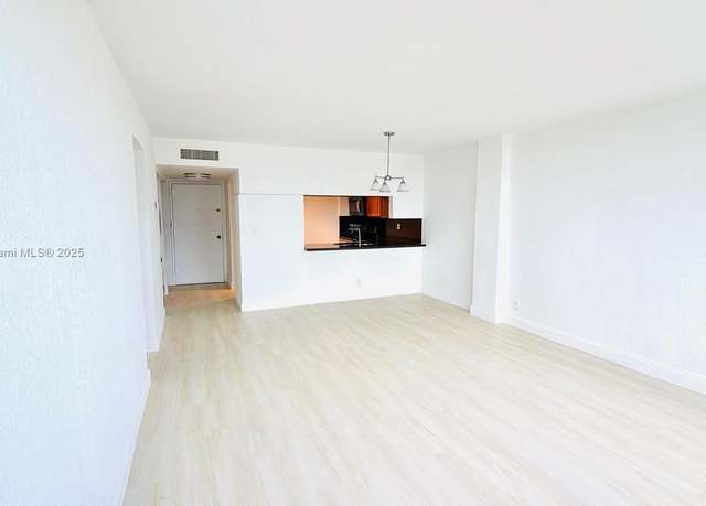 Property at 9001 SW 77th Ave Unit C608, Miami, FL 33156, 3 beds, 2 baths