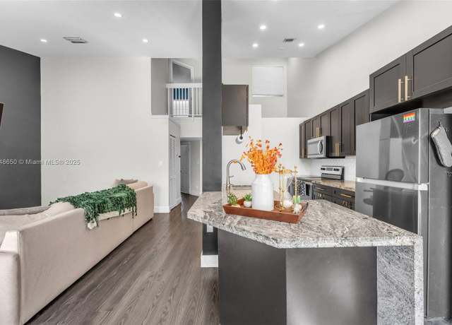 Property at 14014 SW 91st Ter #14014, Miami, FL 33186, 2 beds, 2 baths