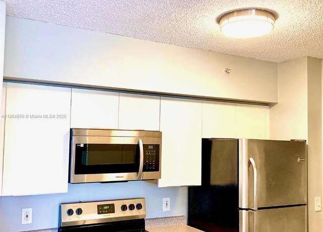 Property at 1919 Van Buren St Unit 321A, Hollywood, FL 33020, 2 beds, 1 bath