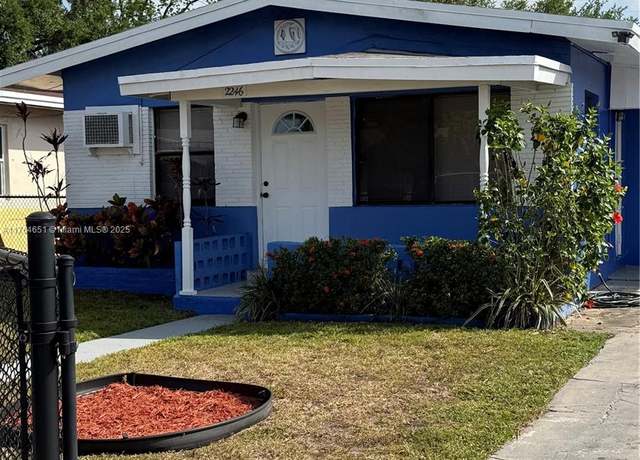 Property at 2246 Mcclellan St, Hollywood, FL 33020, 3 beds, 1 bath