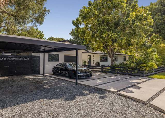 Property at 7921 SW 100th St, Miami, FL 33156, 3 beds, 2 baths