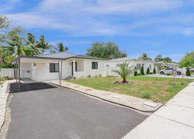 Property at 2335 Wilson St, Hollywood, FL 33020, 3 beds, 2 baths