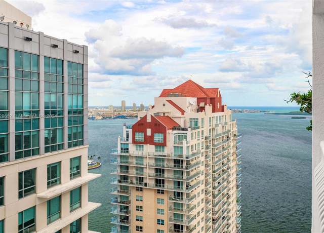 Property at 1200 Brickell Bay Dr #4114, Miami, FL 33131, 3 beds, 2 baths
