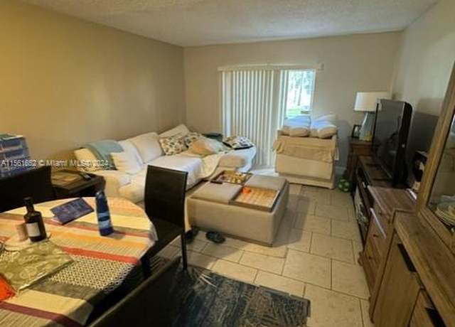 Property at 4384 NW 9th Ave Unit 20-1C, Deerfield Beach, FL 33064, 1 bed, 1.5 baths