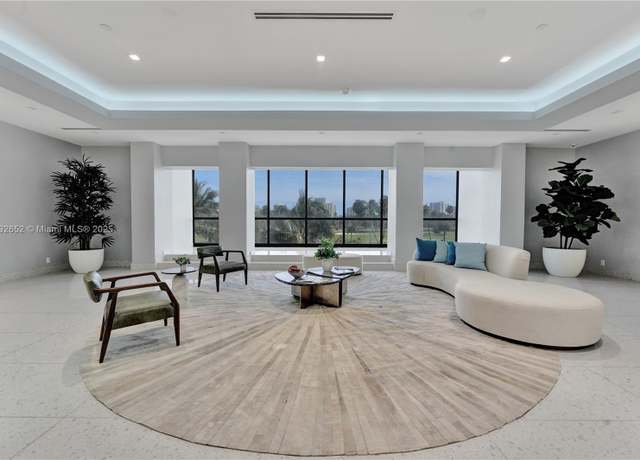 Property at 20335 W Country Club Dr #2210, Aventura, FL 33180, 2 beds, 2 baths