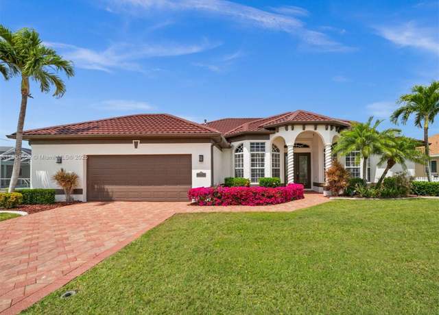 Property at 249 SW 37th Ln, Cape Coral, FL 33914, 3 beds, 3 baths
