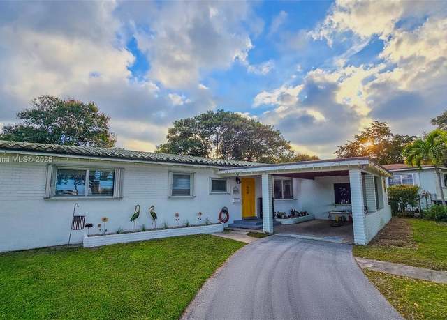 Property at 20 NE 131st St, North Miami, FL 33161, 3 beds, 2 baths