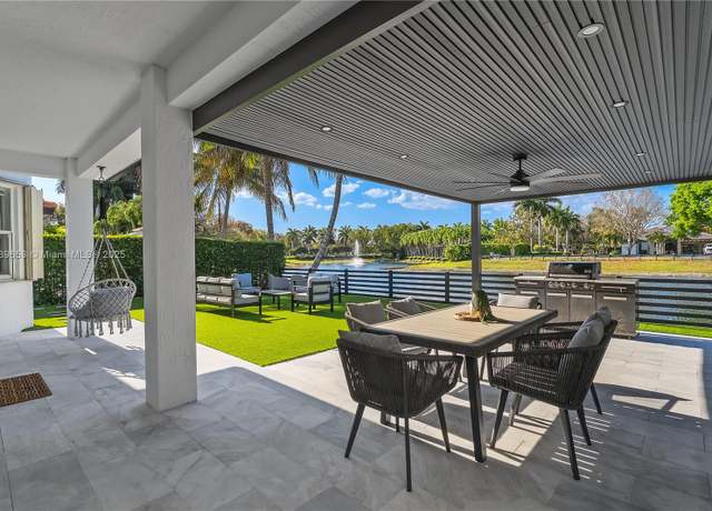 Property at 14961 SW 17th Ln, Miami, FL 33185, 4 beds, 3 baths