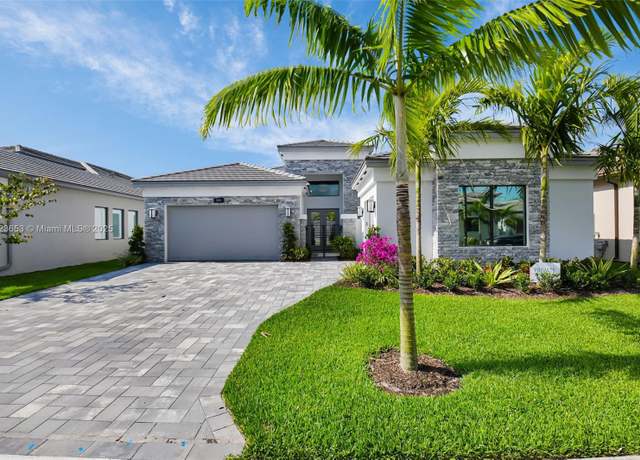 Property at 9808 Evergreen Woods Ln, Boynton Beach, FL 33473, 3 beds, 3 baths