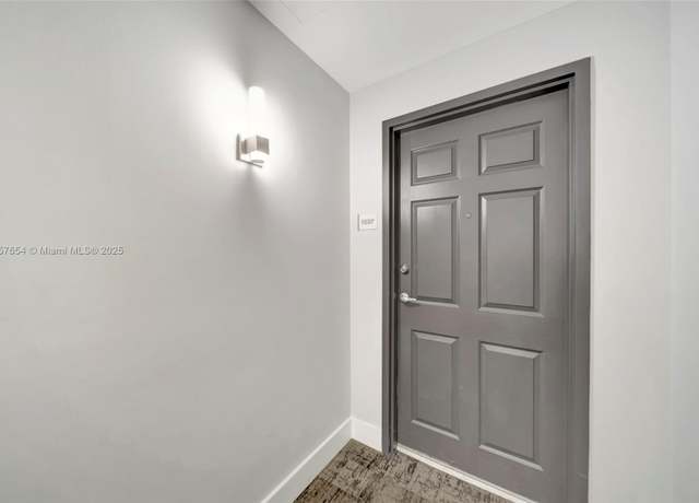 Property at 140 S Dixie Hwy #1037, Hollywood, FL 33020, 3 beds, 2 baths