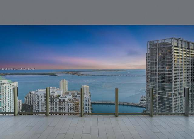 Property at 300 Biscayne Blvd Way #4703, Miami, FL 33131, 3 beds, 4.5 baths