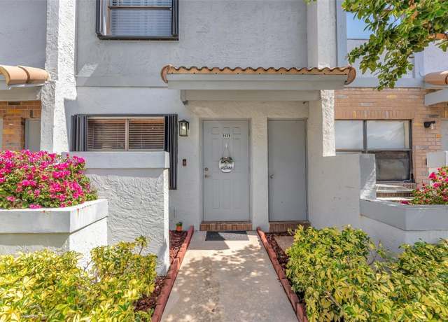 Property at 9829 Riverside Dr Unit 42-6, Coral Springs, FL 33071, 2 beds, 2.5 baths