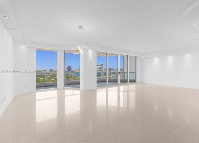 Property at 21200 Point Pl #1802, Aventura, FL 33180, 3 beds, 3.5 baths