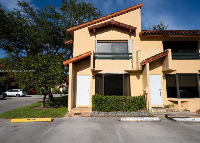 Property at 7872 SW 102nd Ln, Miami, FL 33156, 2 beds, 2.5 baths