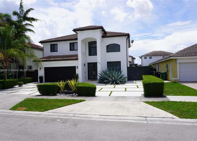 Property at 6420 SW 157th Pl, Miami, FL 33193, 4 beds, 3 baths