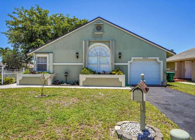 Property at 9828 SW 58th Ct, Cooper City, FL 33328, 3 beds, 2 baths