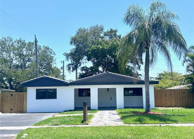 Property at 2421 N 56th Ter, Hollywood, FL 33021, 3 beds, 2 baths