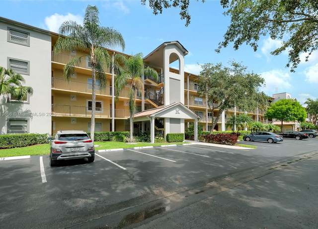 Property at 1300 SW 125th Ave Unit 108K, Pembroke Pines, FL 33027, 1 bed, 1.5 baths