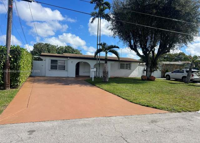 Property at 2601 Acapulco Dr, Miramar, FL 33023, 3 beds, 1.5 baths