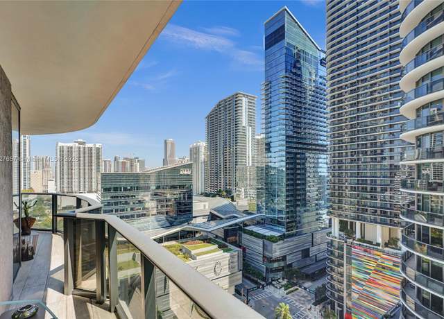 Property at 55 SW 9th St #1901, Miami, FL 33130, 2 beds, 2 baths