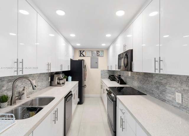 Property at 3860 NE 170th St #211, North Miami Beach, FL 33160, 1 bed, 1.5 baths
