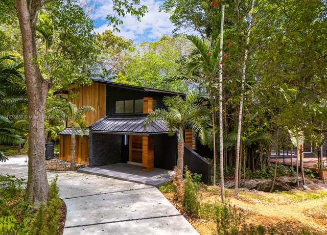 Property at 6525 SW 133rd Dr, Pinecrest, FL 33156, 4 beds, 3 baths