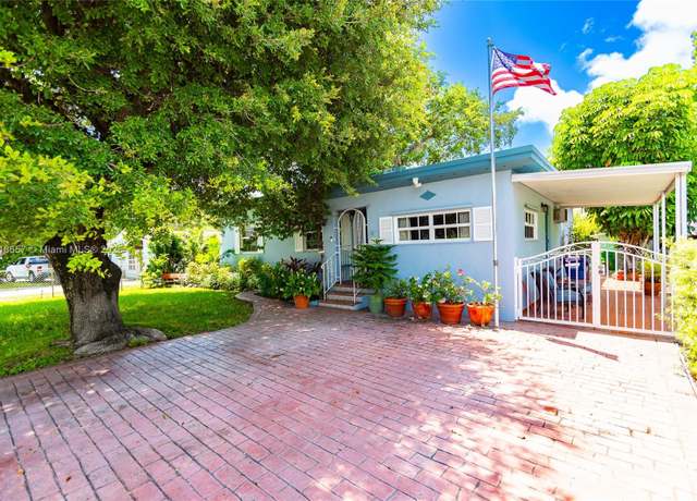 Property at 7110 SW 13th Ter, Miami, FL 33144, 3 beds, 2 baths