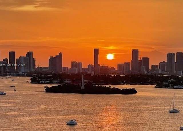 Property at 1000 West Ave #1514, Miami Beach, FL 33139, 1 bed, 1 bath