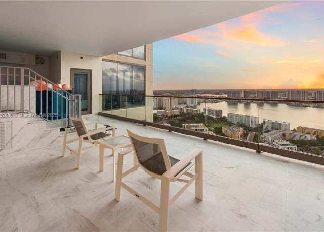 Property at 17901 Collins Ave #3406, Sunny Isles Beach, FL 33160, 3 beds, 4.5 baths