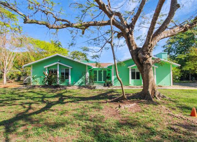 Property at 14875 SW 238th St, Homestead, FL 33032, 6 beds, 6 baths