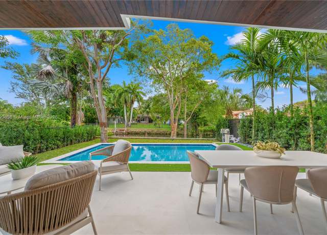 Property at 4951 University Dr, Coral Gables, FL 33146, 3 beds, 4.5 baths