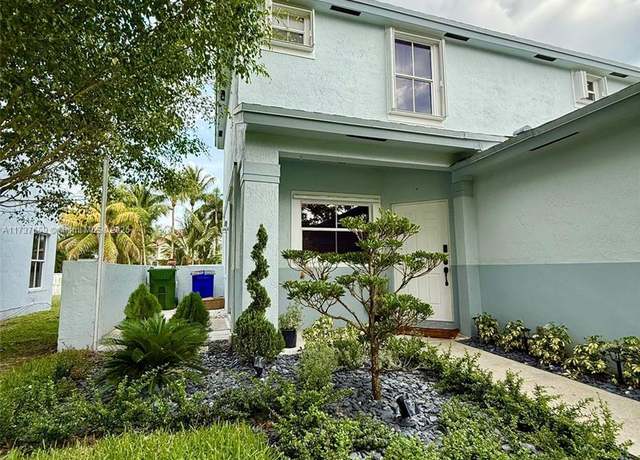 Property at 201 NW 207th Ave, Pembroke Pines, FL 33029, 4 beds, 3 baths
