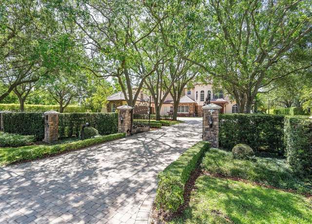 Property at 12270 SW 45th St, Miami, FL 33175, 8 beds, 6.5 baths