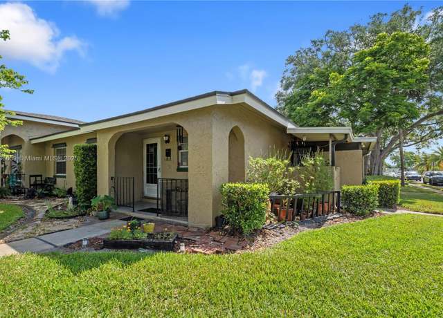 Property at 235 Mont Blanc Ct #109, Sanford, FL 32708, 2 beds, 1 bath