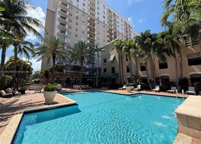 Property at 616 Clearwater Park Rd #212, West Palm Beach, FL 33401, 2 beds, 2 baths