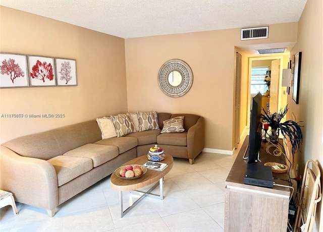 Property at 2042 Newcastle C #2042, Boca Raton, FL 33434, 2 beds, 2 baths
