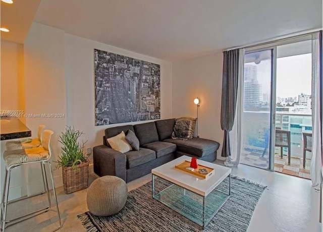 Property at 1035 West Ave #802, Miami Beach, FL 33139, 1 bed, 1 bath