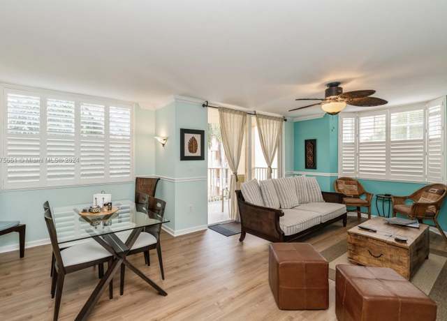 Property at 19655 E Country Club Dr #6401, Aventura, FL 33180, 3 beds, 2 baths