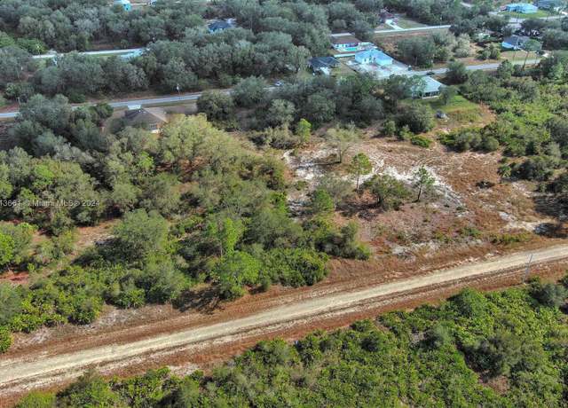 Property at 1514 Poinsettia Ave, Lehigh Acres, FL 33972